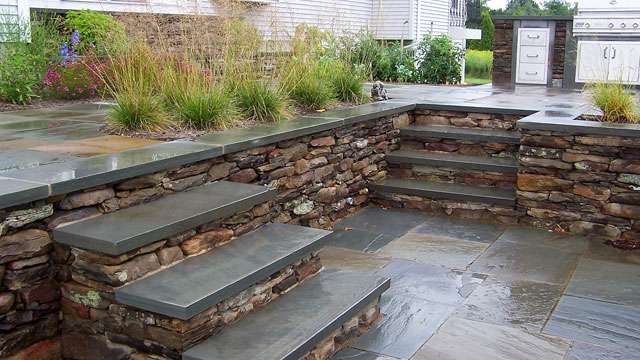 Pennsylvania Fieldstone Walls and Steps Define the Space