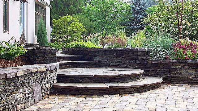 White Line Fieldstone Wall, Corinthian Granite Cap, Bluestone Steps